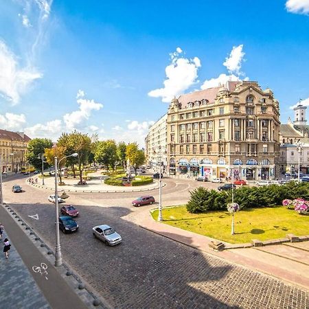 Апартаменти З Балконом На Центр Львова Dış mekan fotoğraf
